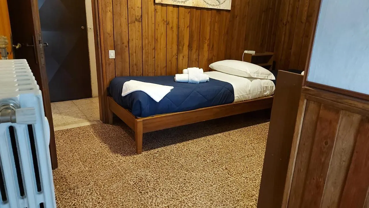 Guest house Mansarda Romantica Verona